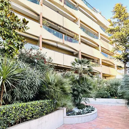 Appartement Center - 2 Pieces Avec Terrasse Cannes